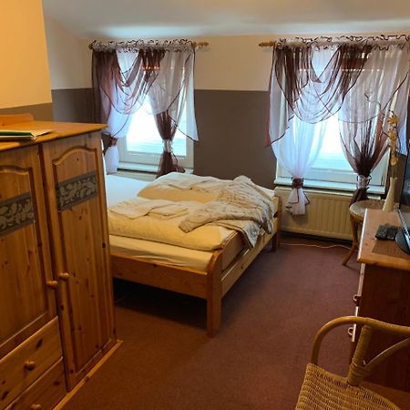 Hotel Mythos Oranienburg Extérieur photo