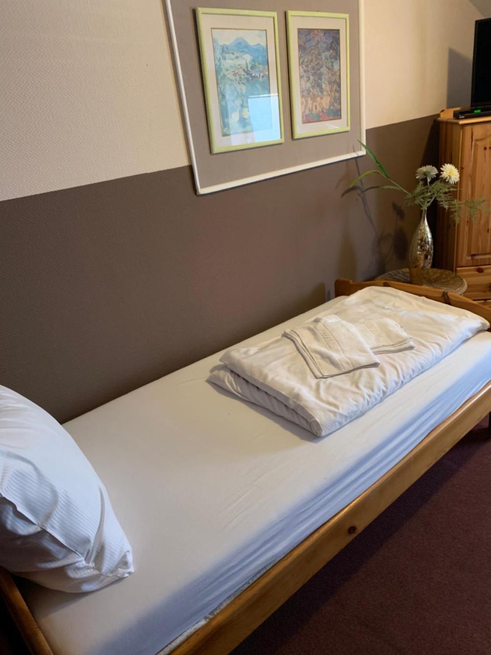 Hotel Mythos Oranienburg Extérieur photo